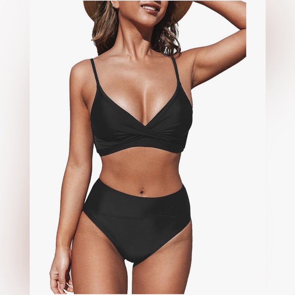 NEW CUPSHE Bikini 2 Pc Swimsuit Bathing Suit High Waisted V Neck Twist Front 2X